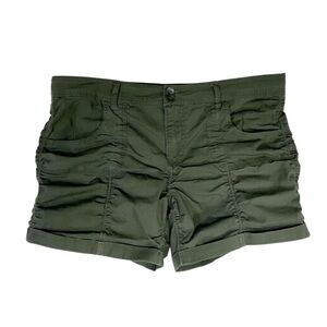 No Boundaries Women’s Ruched Olive Green Shorts